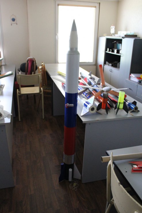 img_2972 4-motorovy model fi 100 mm b vecera